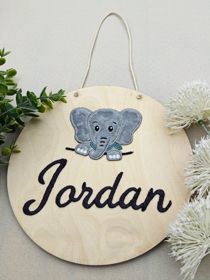 Namensschild aus Holz
