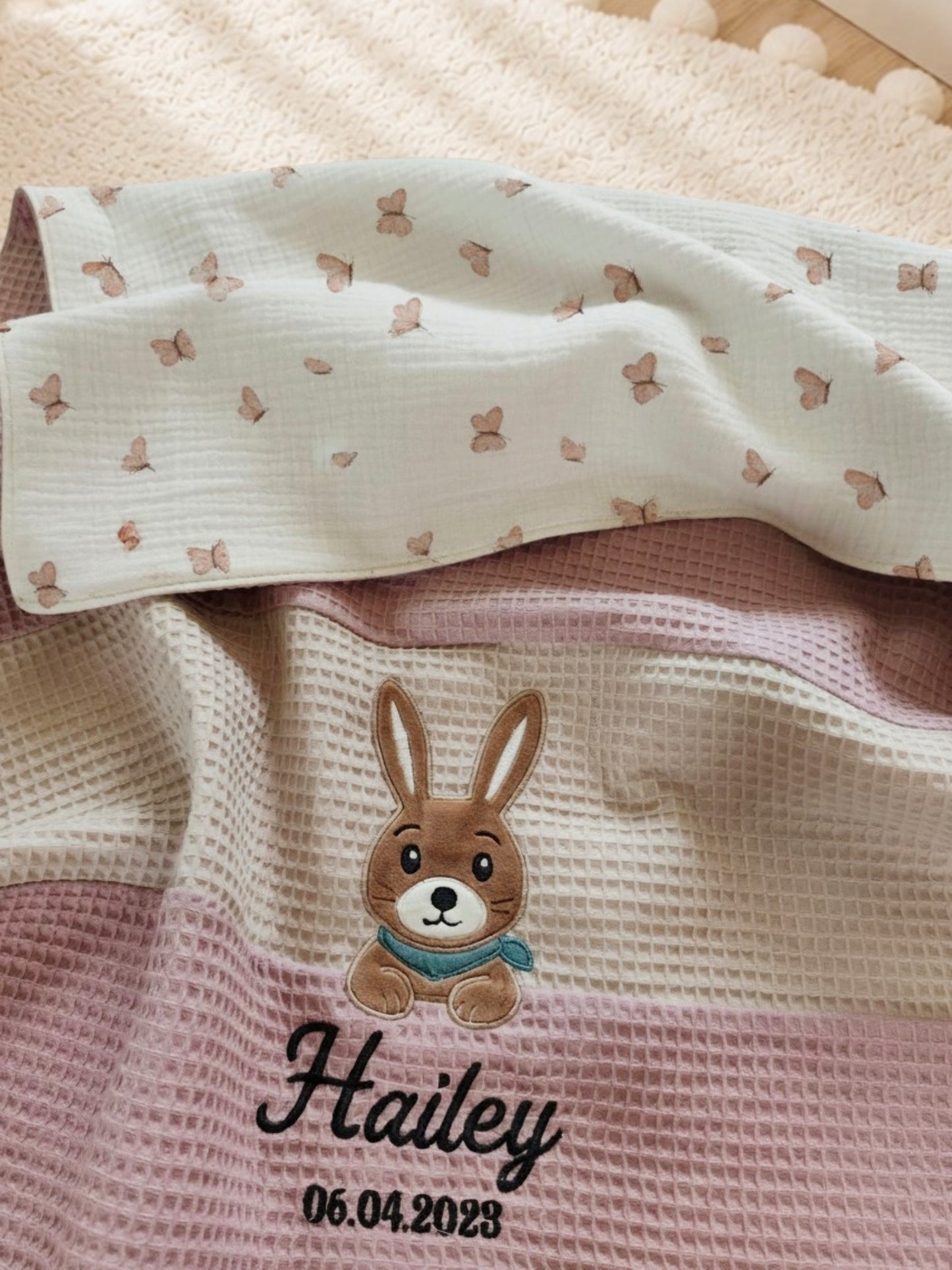 Personalisierte Babydecke aus Waffelpiqué & Musselin